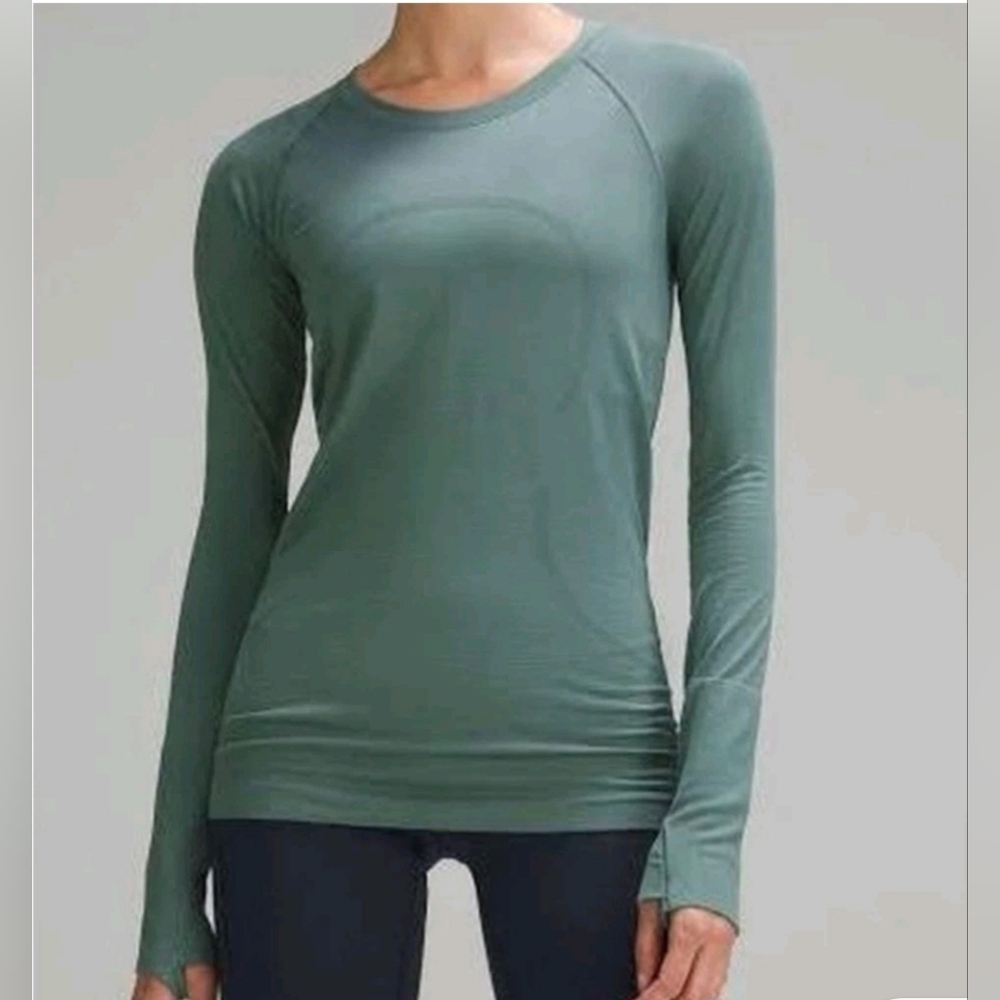 Lululemon Women's Green Swiftly Tech Long Sleeve Thumbholes Top Size 10